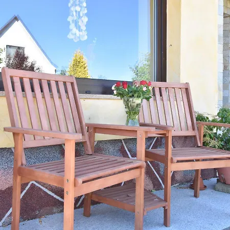 Апартаменты Cozy In Germany With Private Garden Рерик