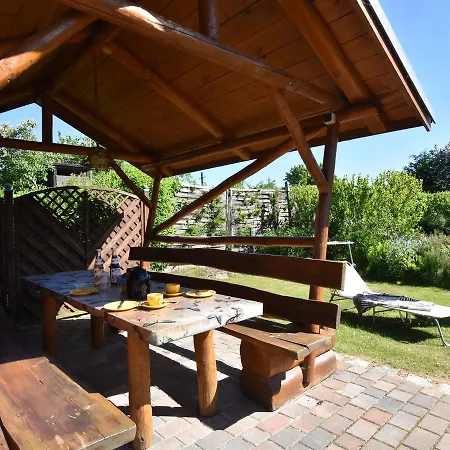 Cozy In Germany With Private Garden Апартаменты Рерик
